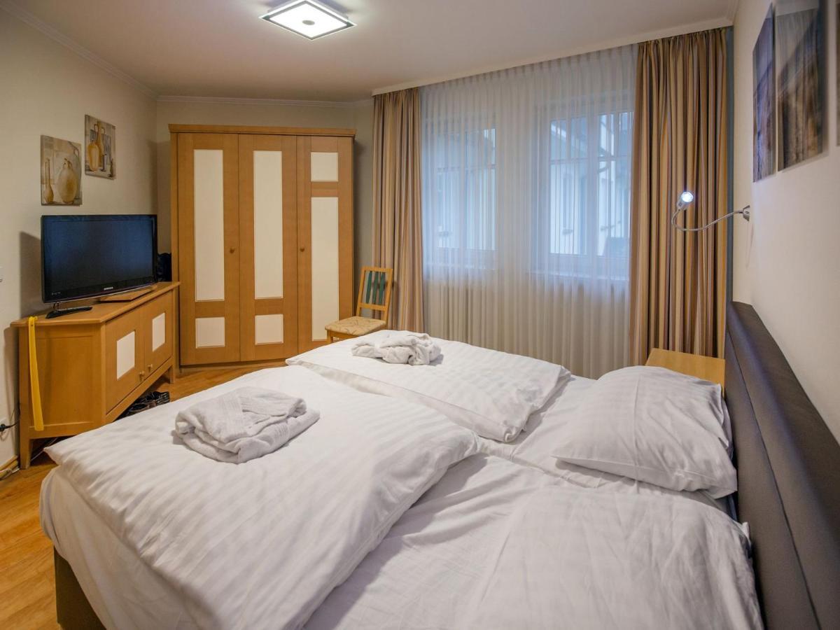 Apartment Duenenpark - Komfortplus Mit 2 Schlafzimmern Und Balkon Im Obergeschoss 170 *